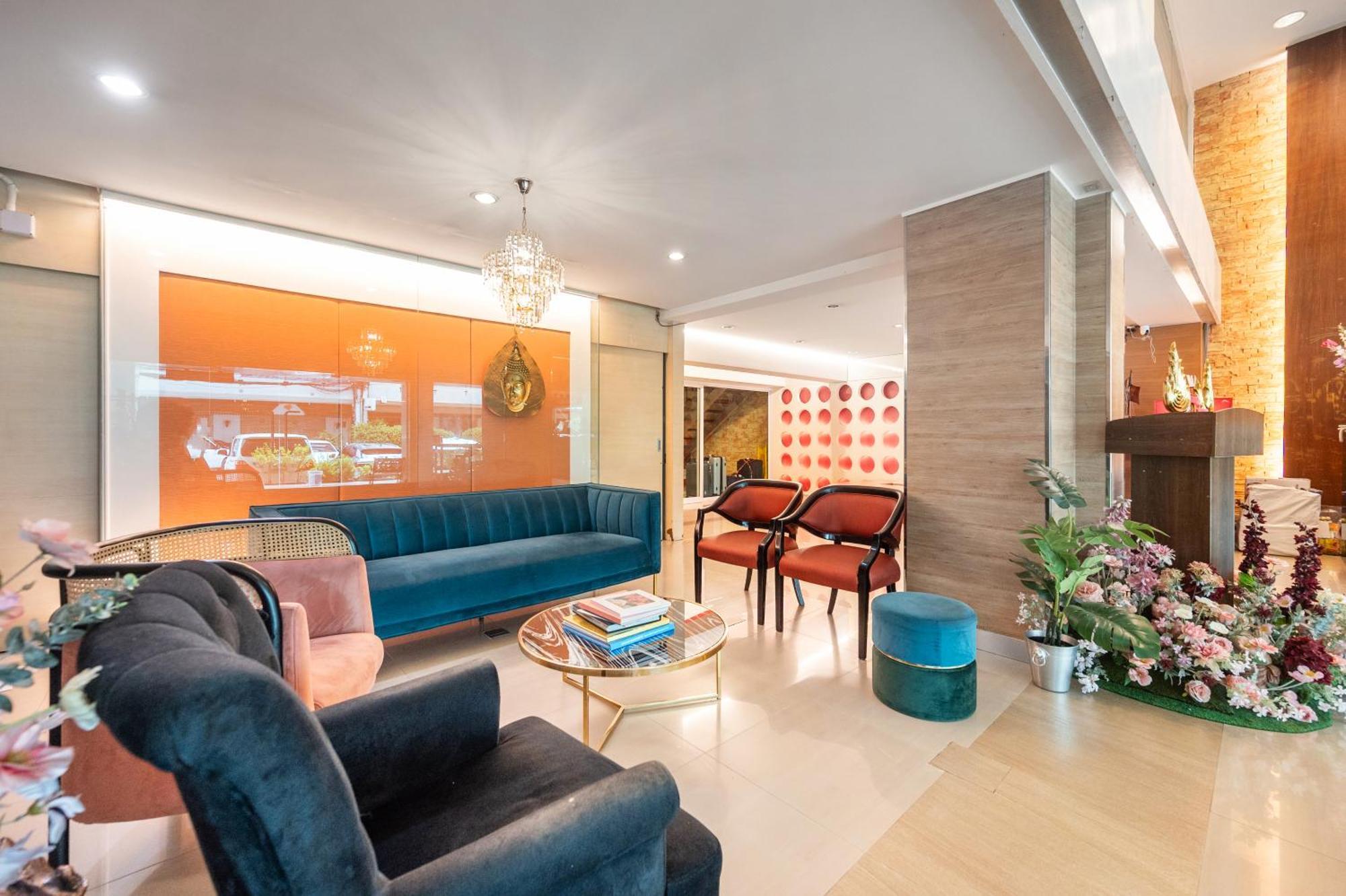 P2 Boutique Hotel Bangkok Buitenkant foto